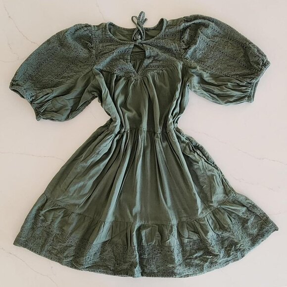 Old Navy Sz M Puff-Sleeve Tiered Embroidered Mini Swing Mini Dress Green Boho - Picture 1 of 11